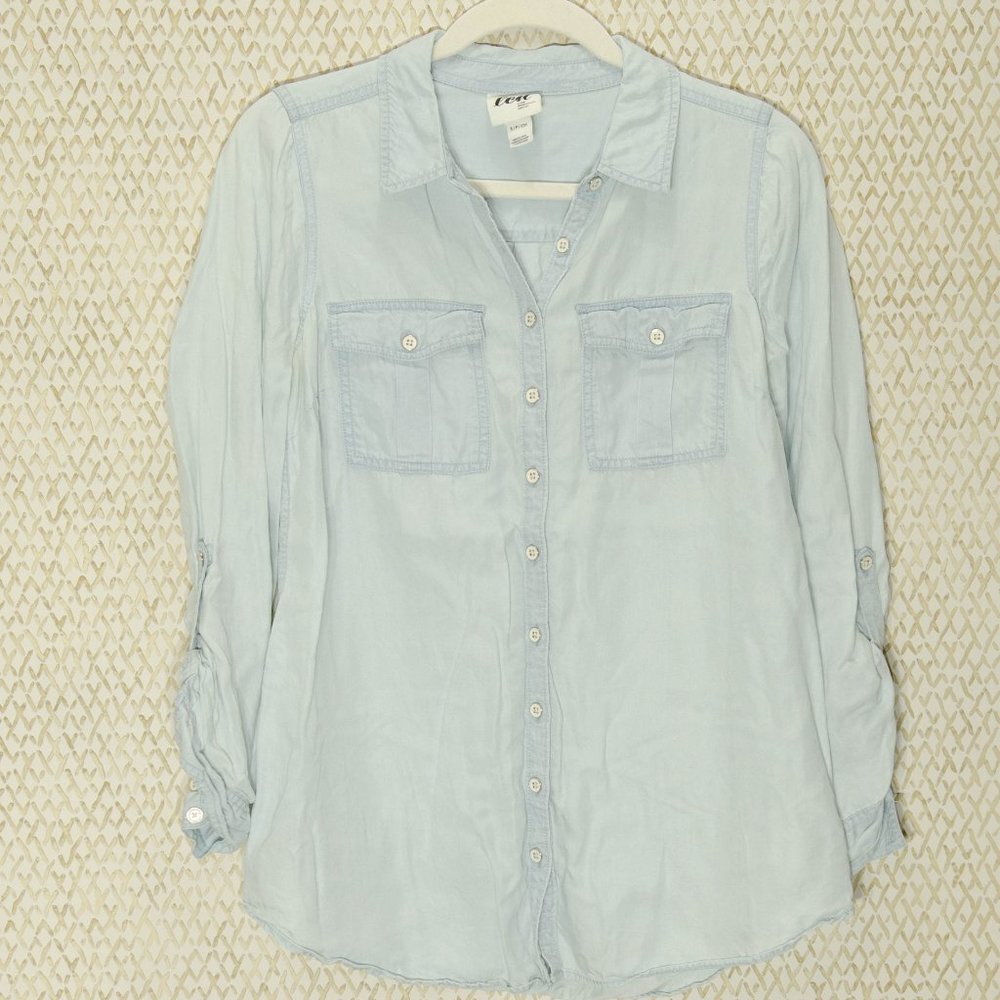 Luxe Essentials Apparal Chambray Buttondown